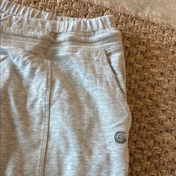 Calme by Johnny Was Gray Sweatpants Relaxed Fit Tapered - Picture 3 of 8